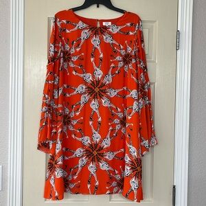 Crown & Ivy Bell Sleeve Dress it Tunic with Black and White Giraffe Size 14.